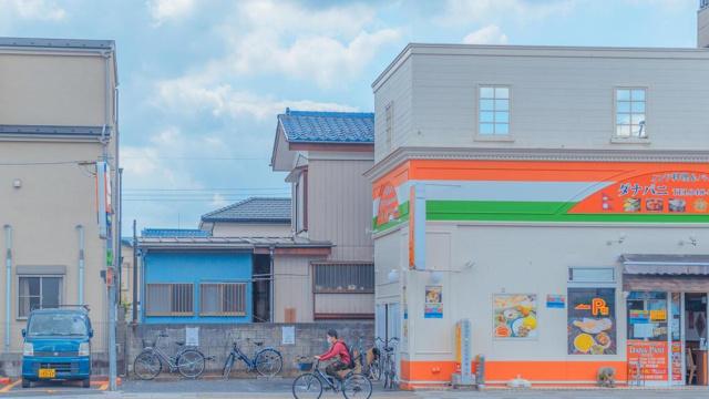 奶奶本命年送什么好 红围巾万事胜意