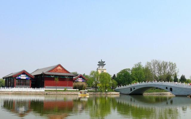 爸爸属兔妈妈属马 孩子属什么比较好